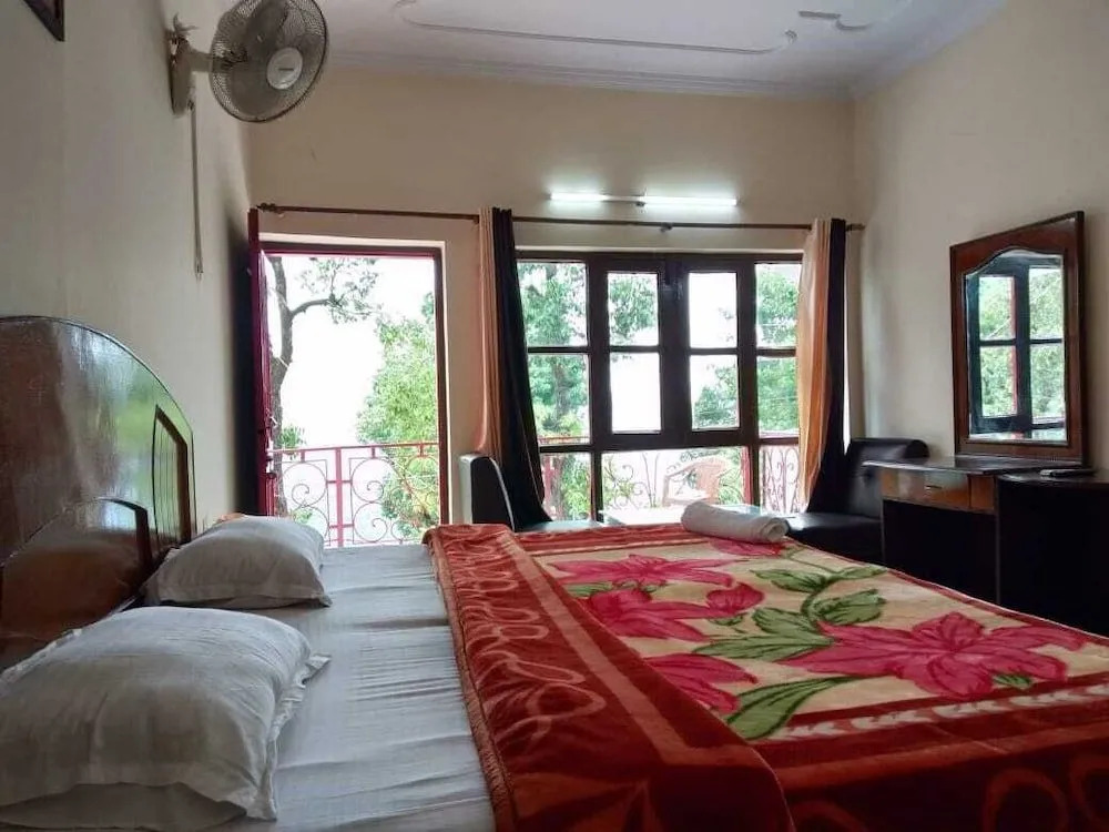 Hotel Usha Palace