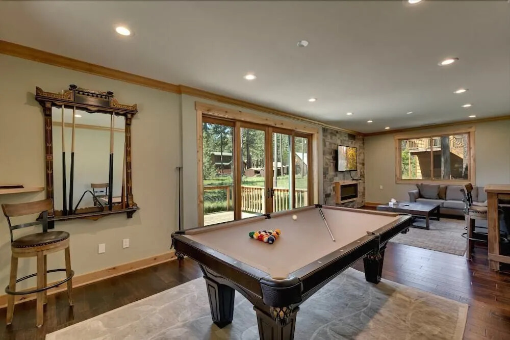 Bijou Lodge 5 Bedrooms 4 Bathrooms Home