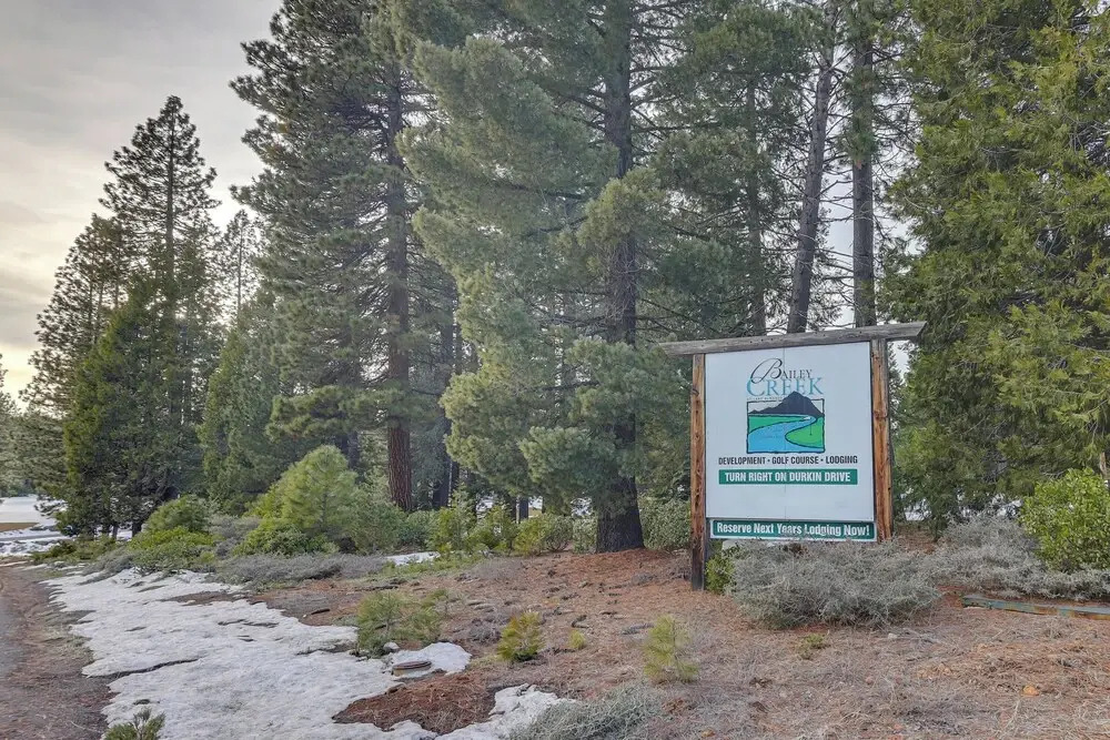 Quiet Lake Almanor Cabin, Steps to Fishing