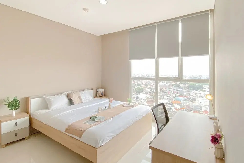 Good Deal and New Furnished 2BR Ciputra International Apartment