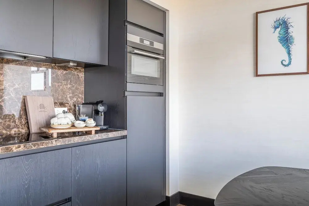 Lavish Apartment With Private Sauna