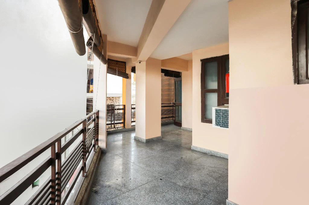 OYO 70089 Shivaay Residency
