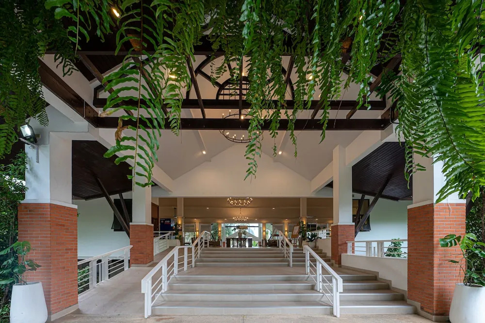 Eco Hotel by Thammasat