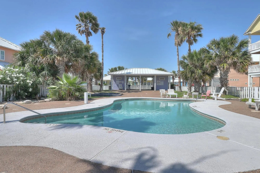 Sun Shiner Beach House RS109