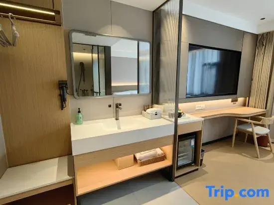 Wyndham Super 8 Yue Hotel (Chunxi Road Taikoo Li Branch)