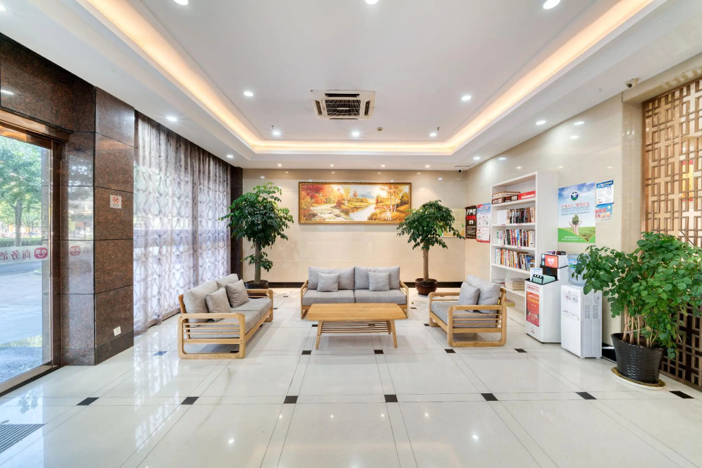 Elan Inn Tongxiang Shiji Avenue Convention and Exhibition Center