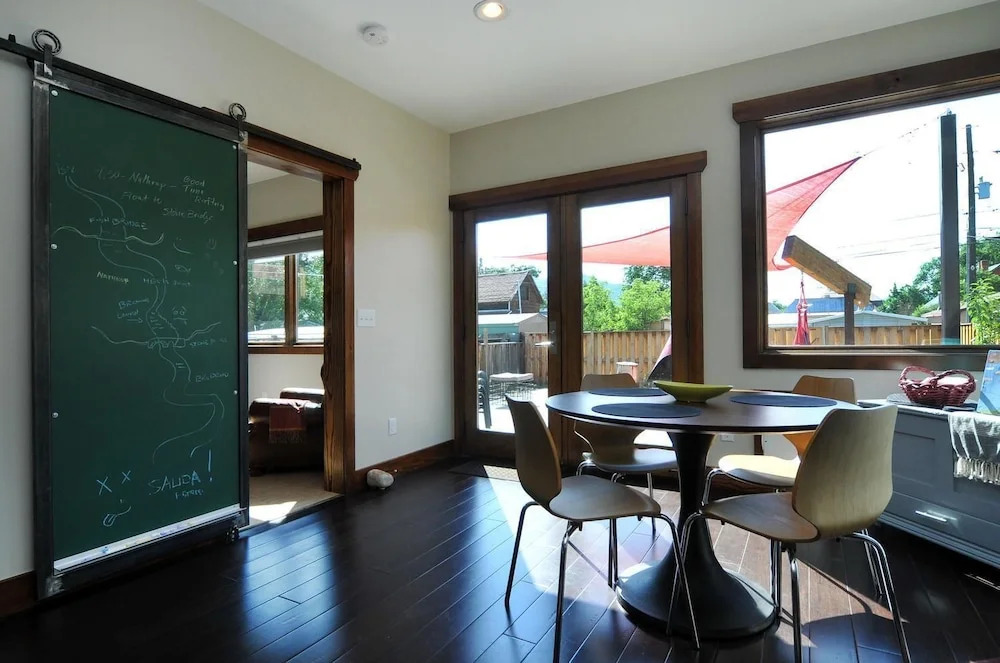 Salida Modern 3 Bedroom Holiday Home By Pinon Vacation Rentals
