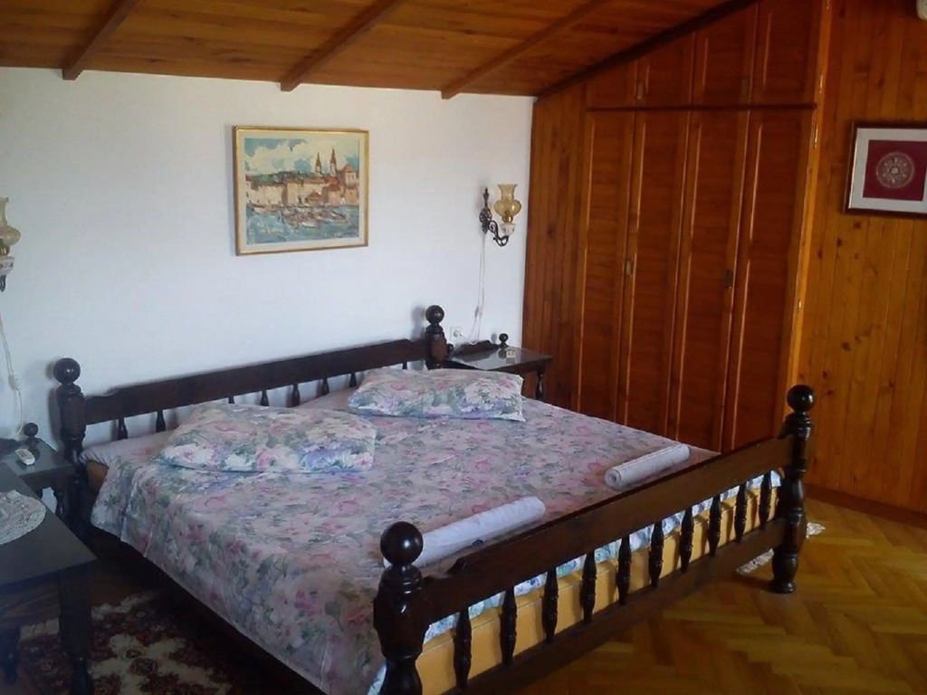 Bobi - 50 m From Beach - H