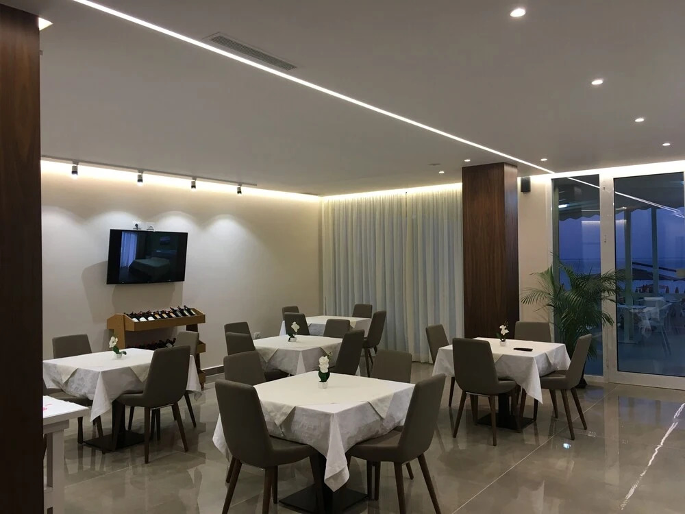 Hotel Maren