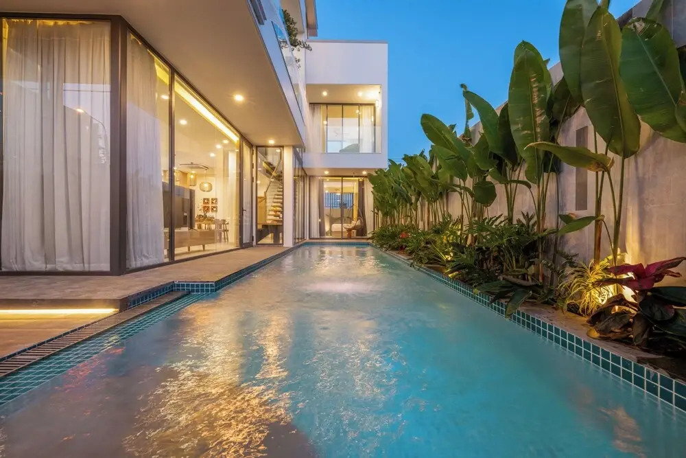 Amazing Newly Built Beach Pool Villas Danang