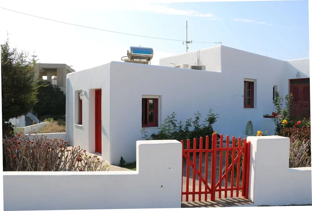 Flora's Red Studios
