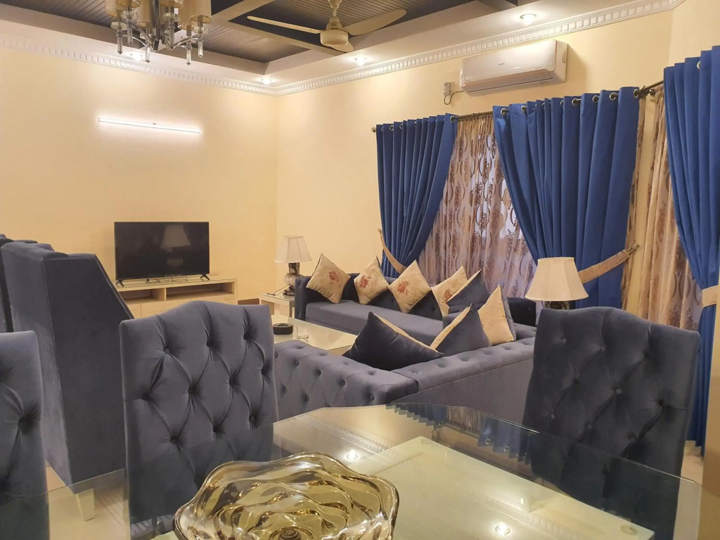Royal Villa F-10/2