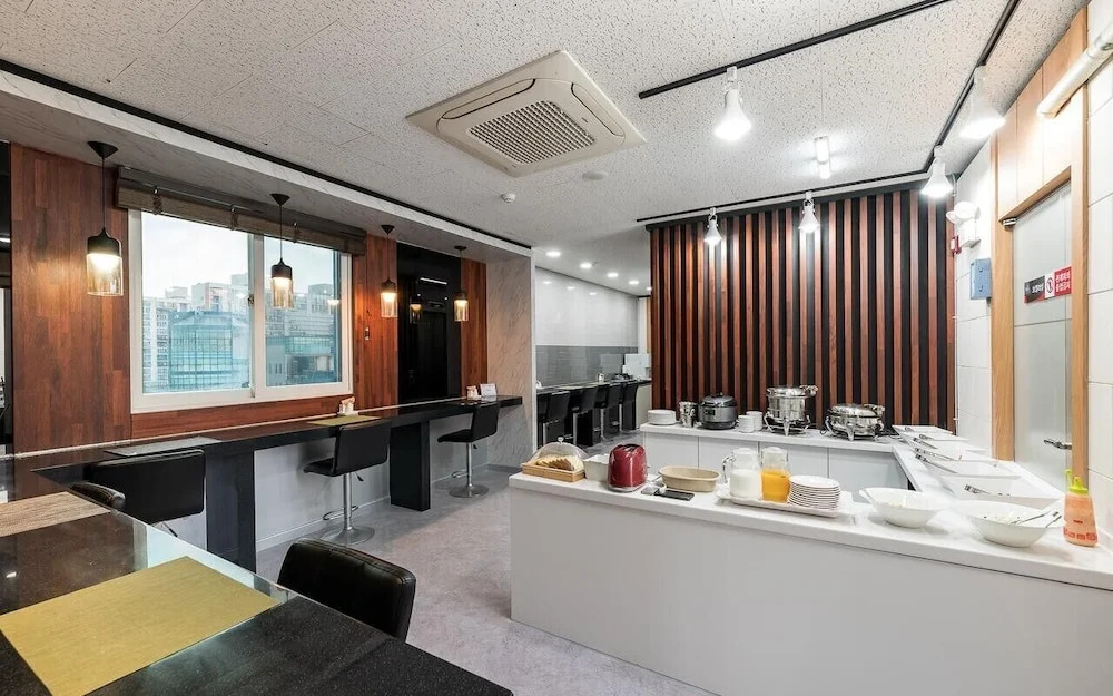 Olle Business Hotel