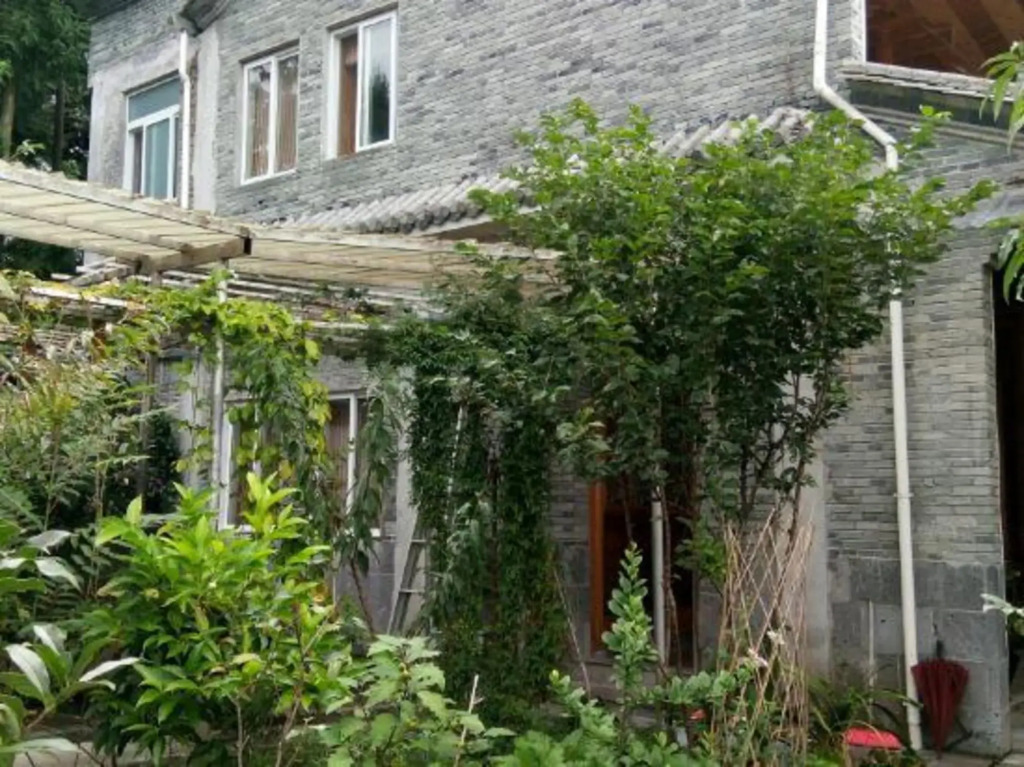 Bihailou Inn