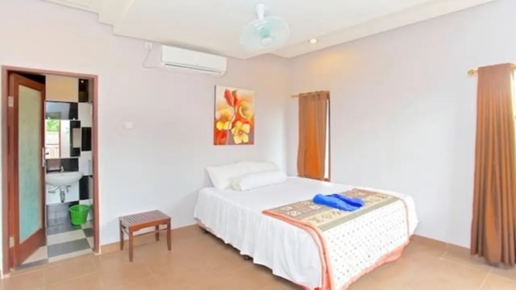 Kubu Kauh Beach Inn Legian
