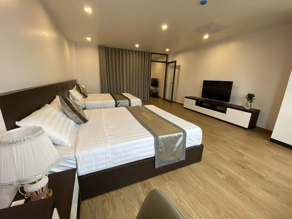 The Nova Hotel & Apartment