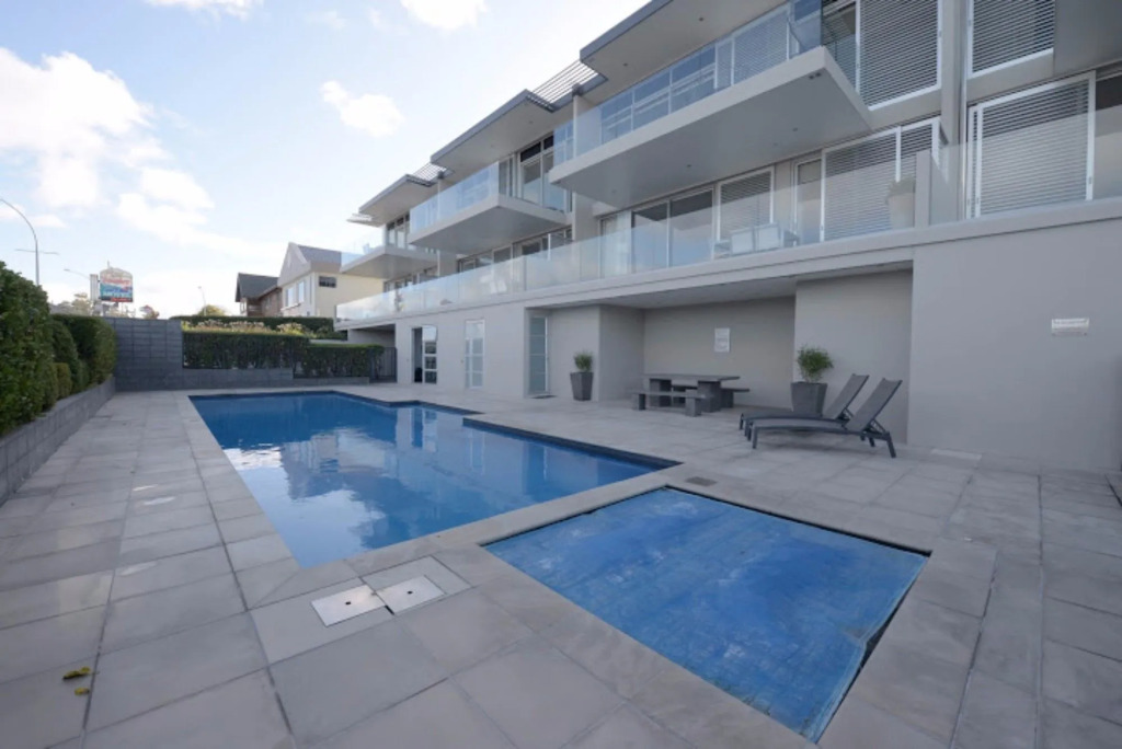 One Ten Apartment 8