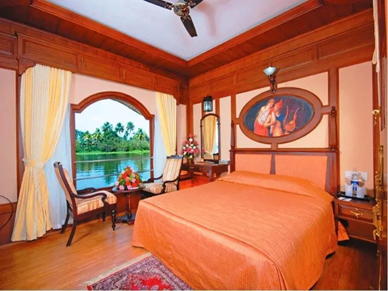 Pulickattil Houseboats