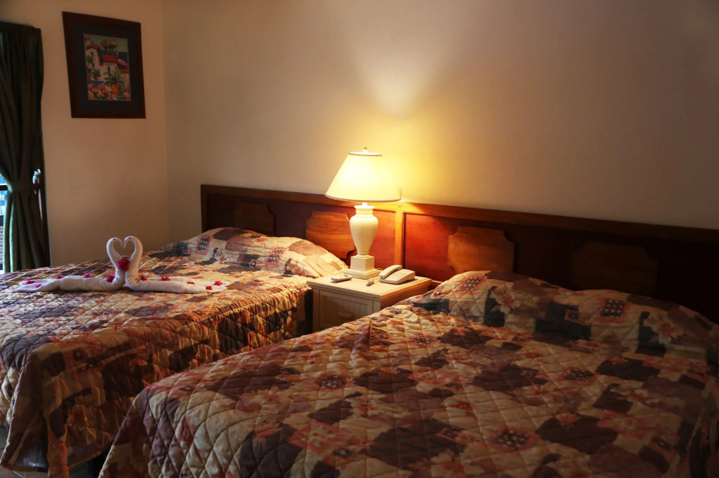 Beach Break Resort & CR Surf Camp