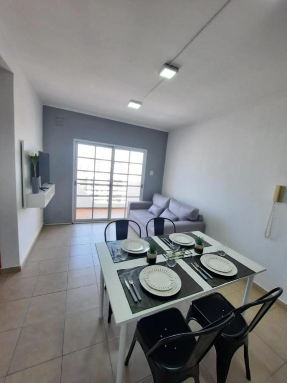 Home Zafiro II