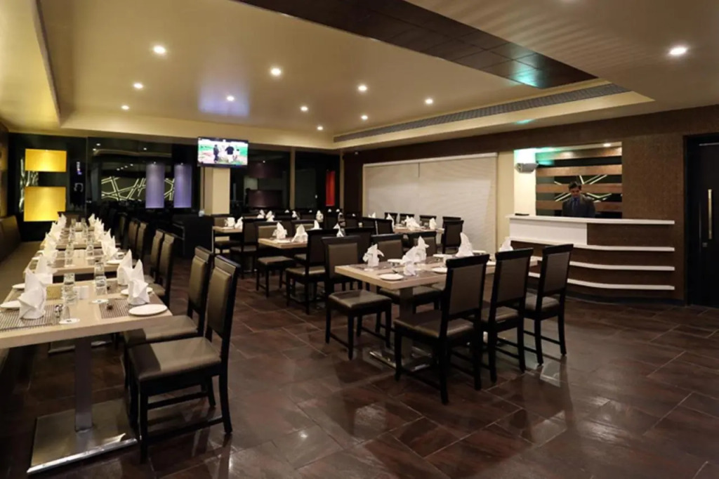 Grand Kailash Hotel
