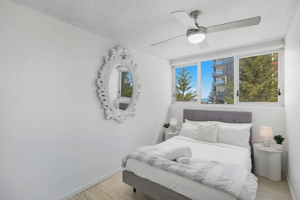Oceanfront Serenity At Main Beach