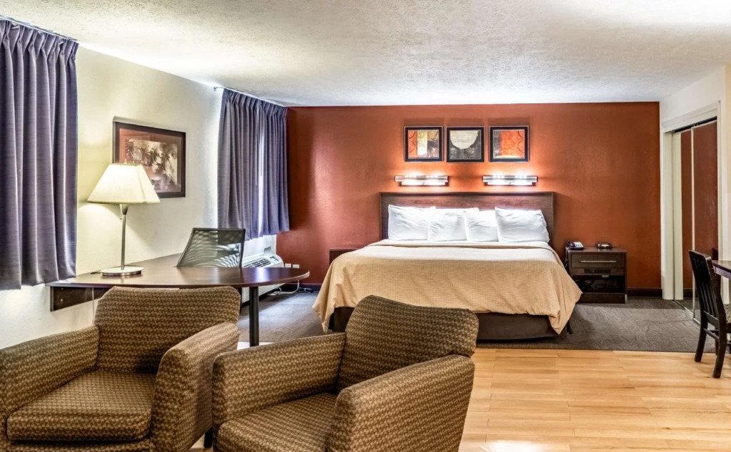 Red Roof Inn Columbus - Taylorsville-Edinburgh