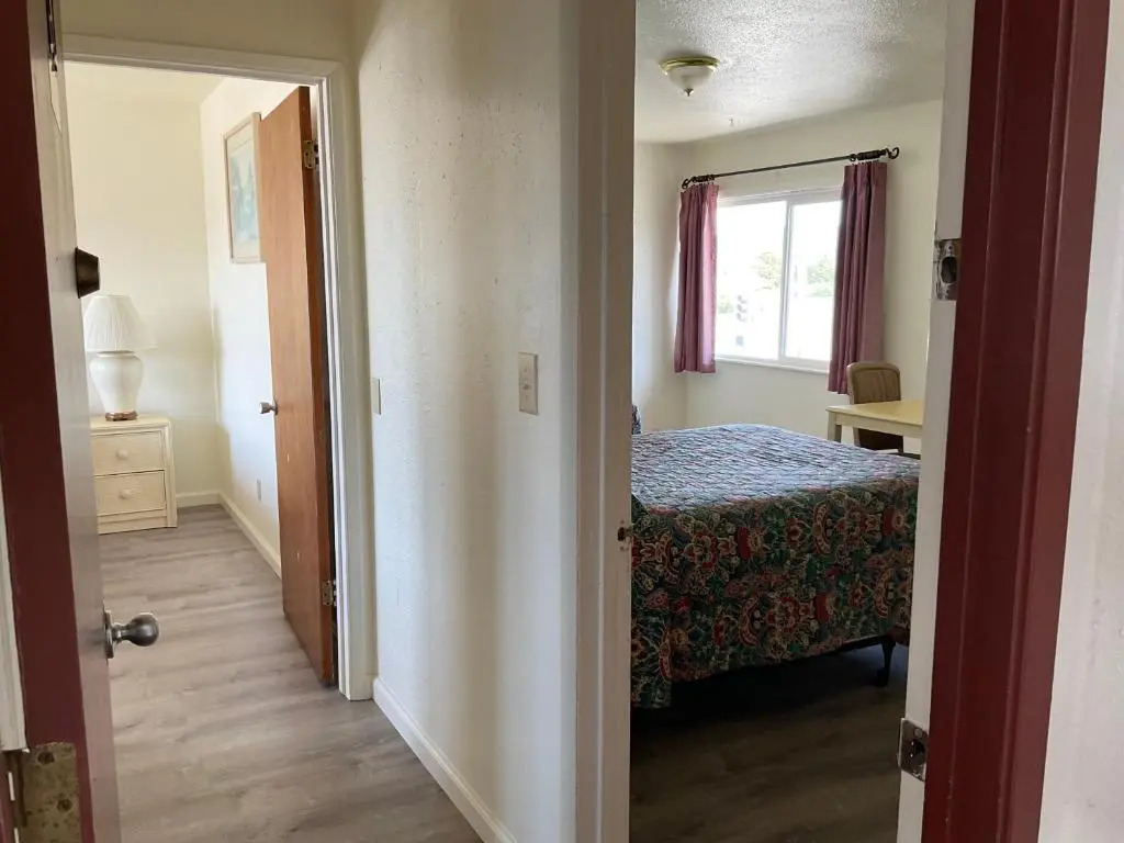 Front Street Inn