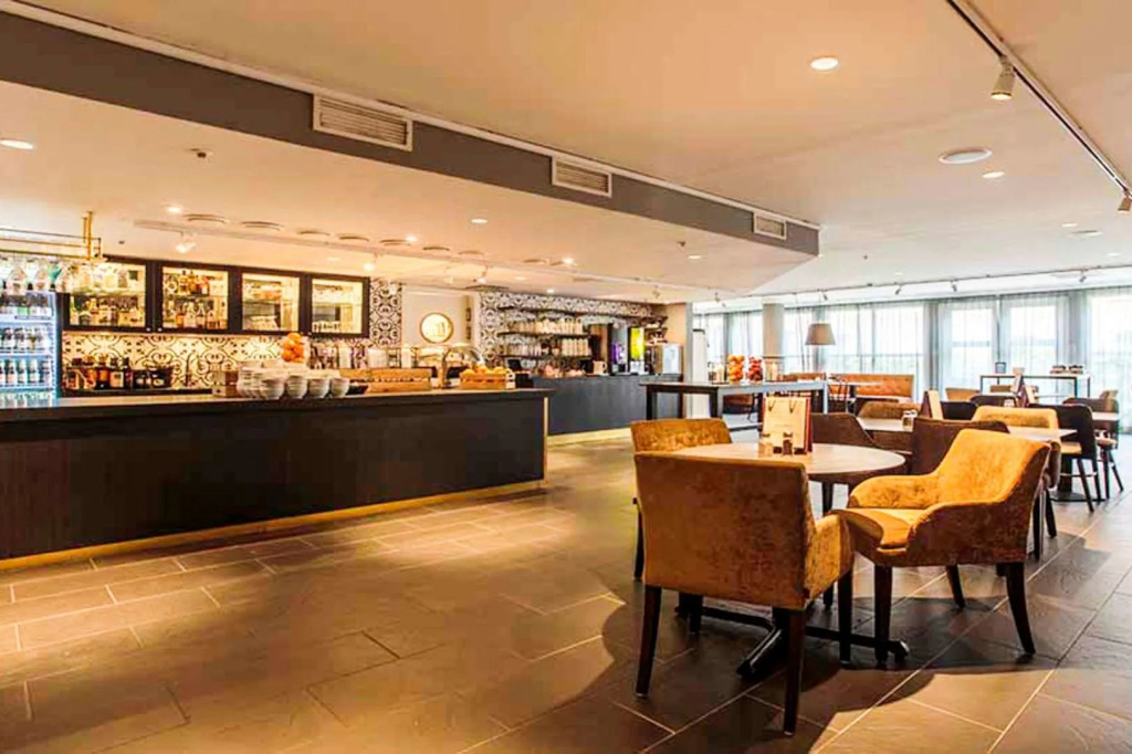Home Hotel Uman