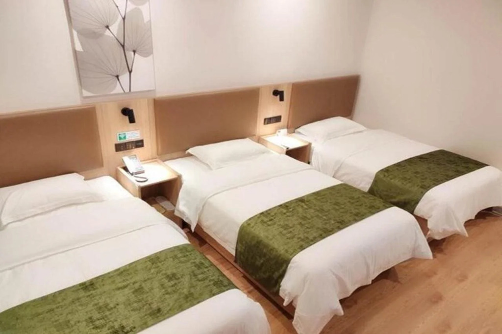 GreenTree Inn Express Linqu County Pianyi Road Jiufulai