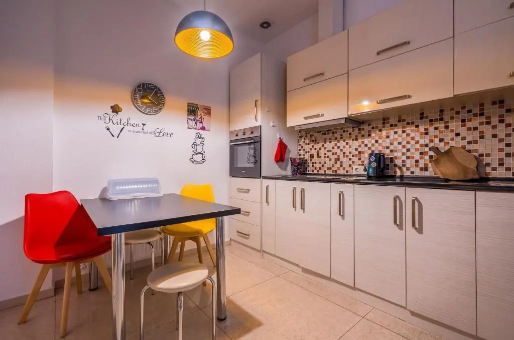 Tamara's place