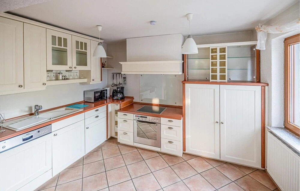 Awesome Home in Geisenheim With 2 Bedrooms and Wifi