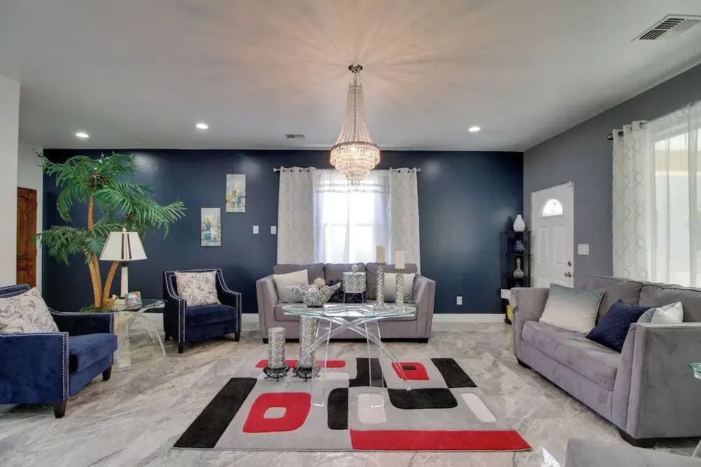 3 Mi to Rio Grande: Albuquerque Home w/ Balcony