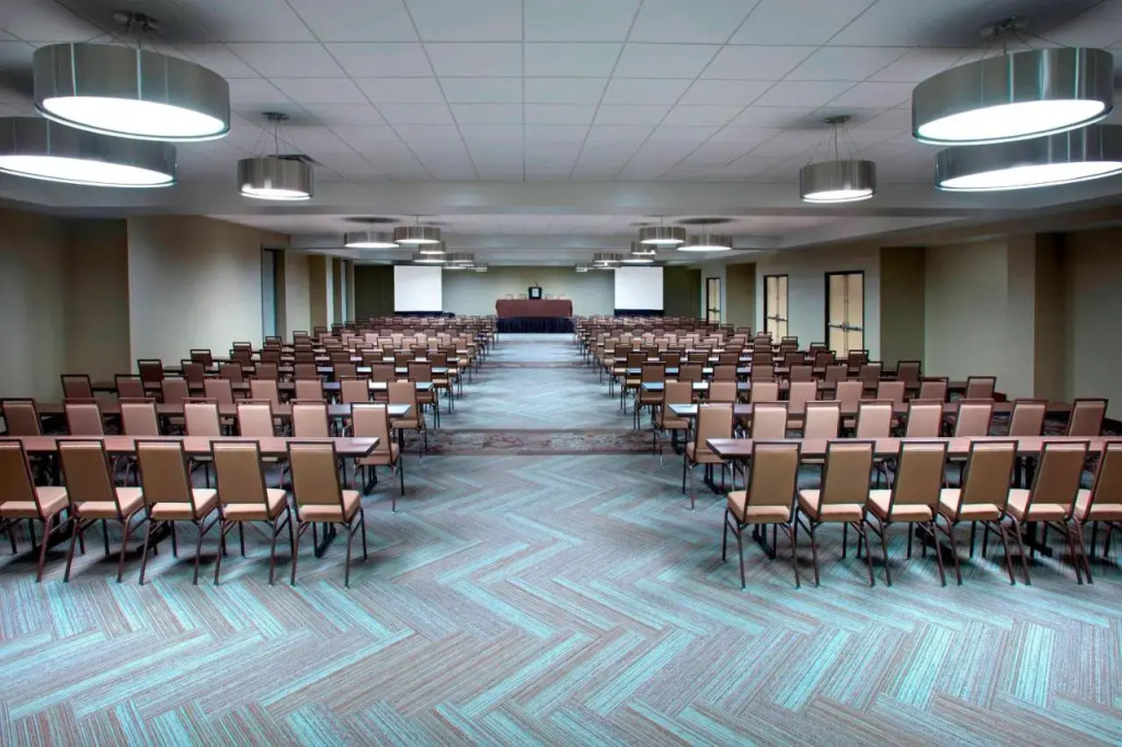 Holiday Inn Charleston