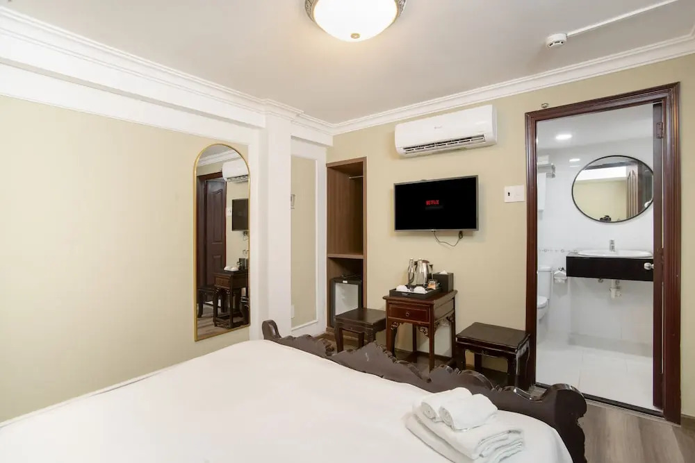 SAZI BEN THANH Hotel HCM