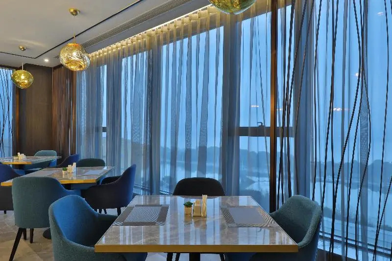 Crystal Orange Hotel