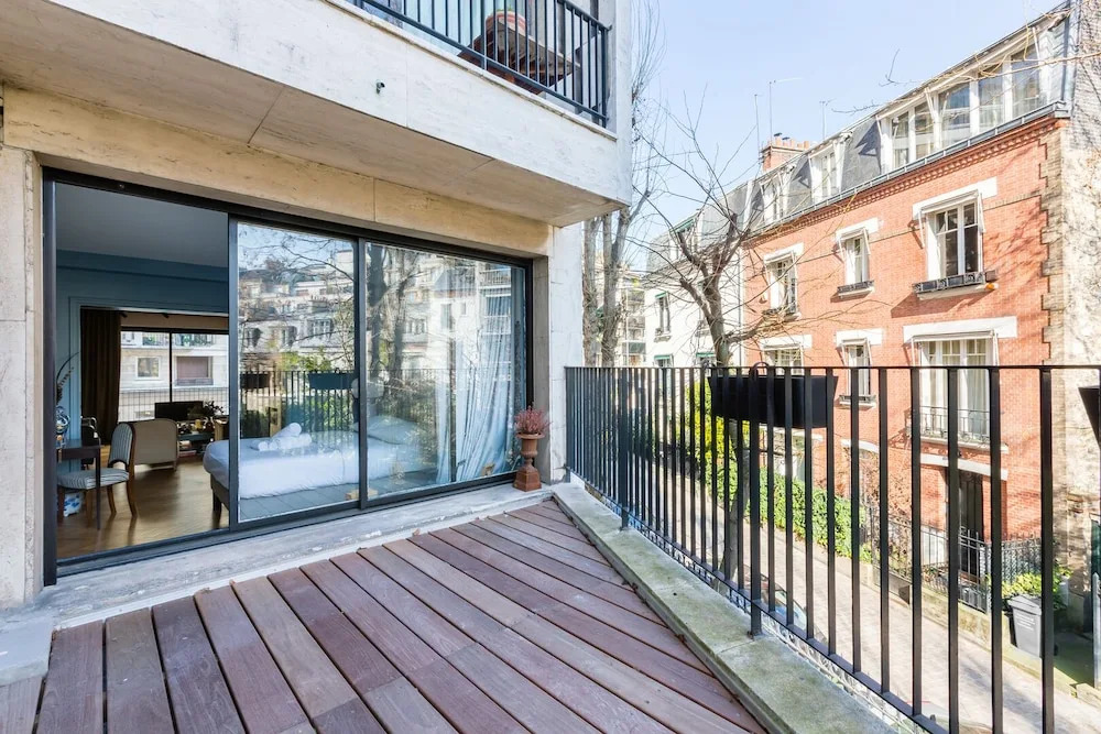 Bois de Boulogne Retreat