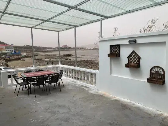 Qingdao Youjian Time Homestay