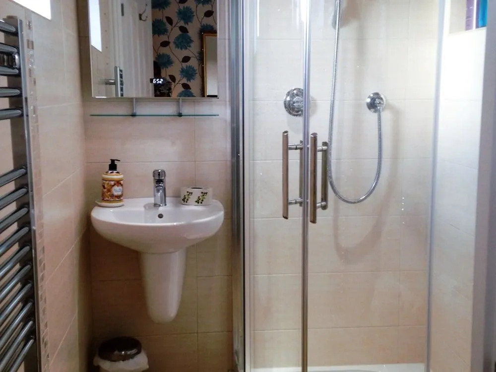 Abodes B&B