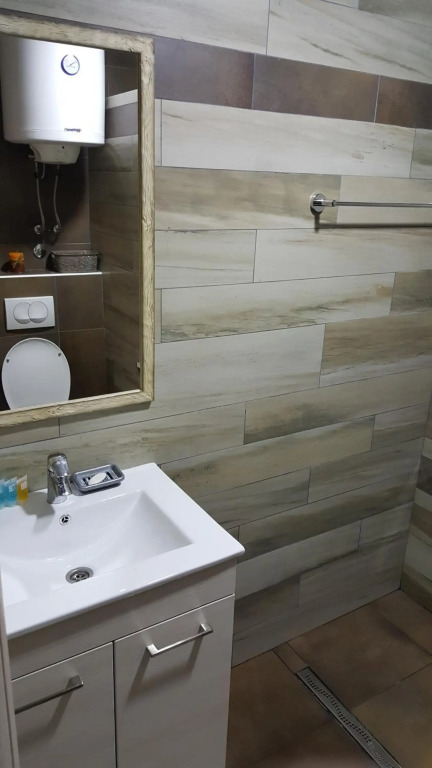 Apartman Mia Milmari F3