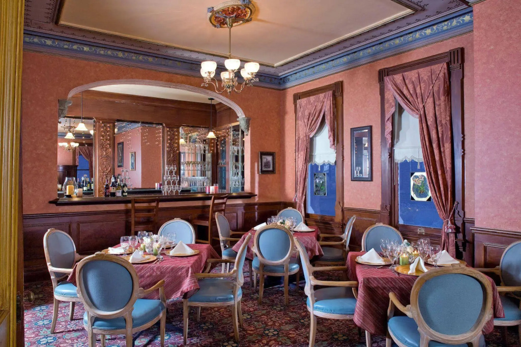 The Kalamazoo House Downtown Hotel and Suites