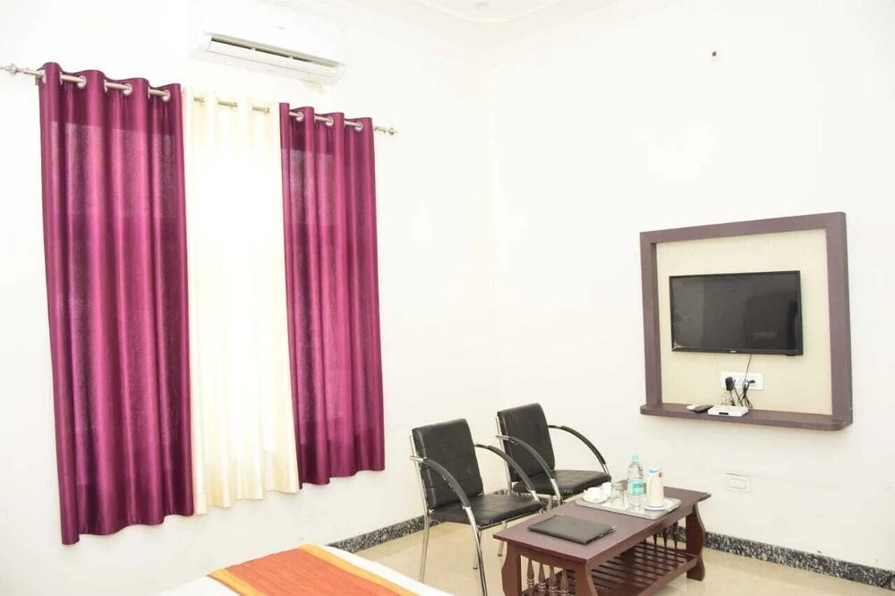 OYO 17026 The Pushkar Mantra Resort
