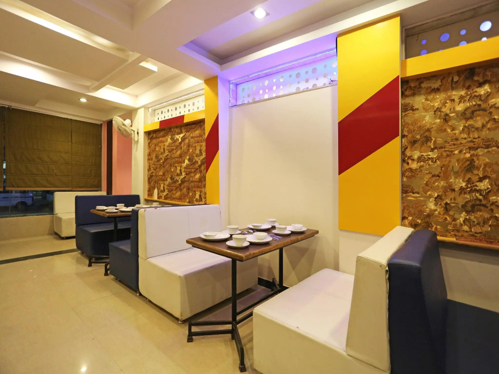 Collection O Shirdi Near Sai Baba Temple