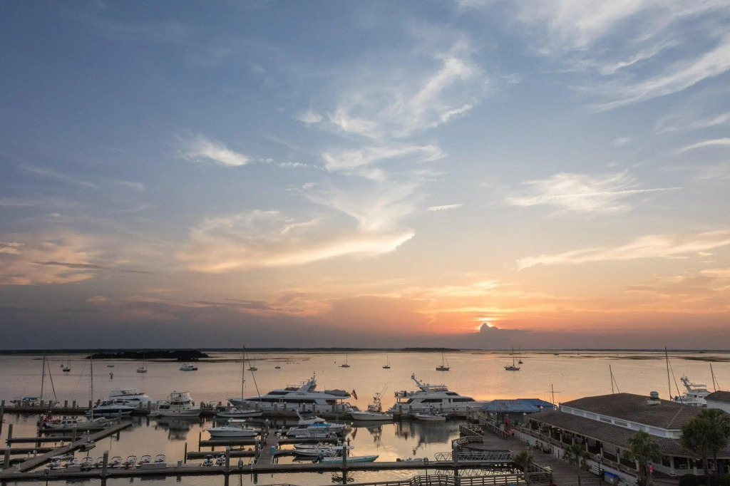 Hampton Inn & Suites Amelia Island-Historic Harbor Front