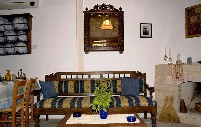 Narkissos Villa