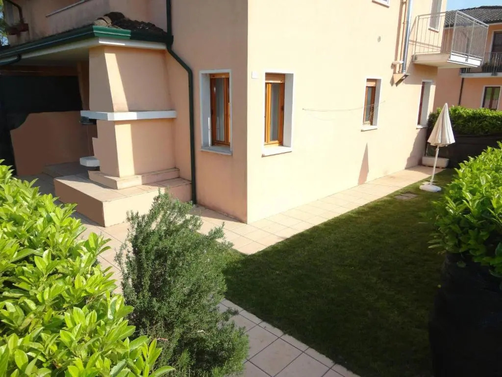 Stunning Villa With Private Garden