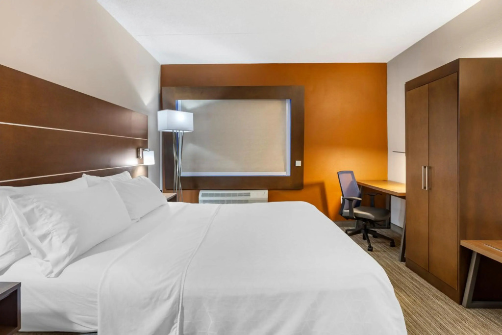 Holiday Inn Express Branson- Green Mountain Drive by IHG