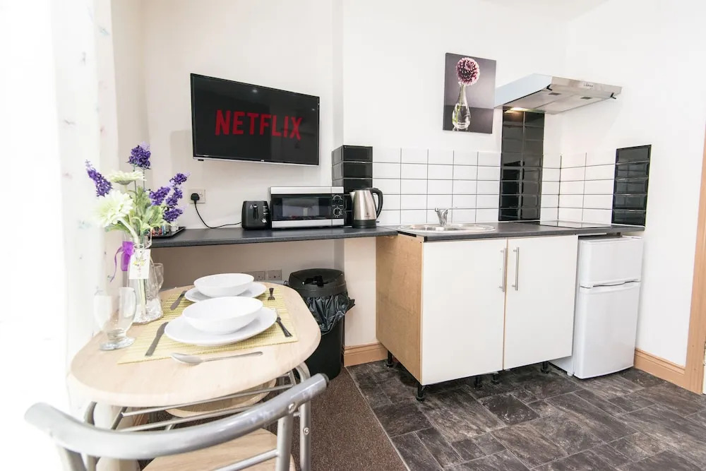 Snooze Apartments Flat 51