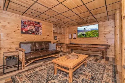 Roaring Fork Lodge