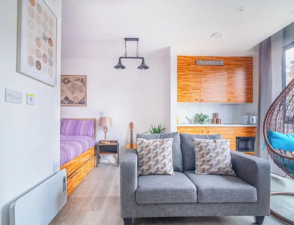 Sheffield City Apartment - Modern & Cozy